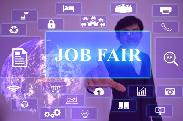 Know the Benefits of Attending a Job Fair
